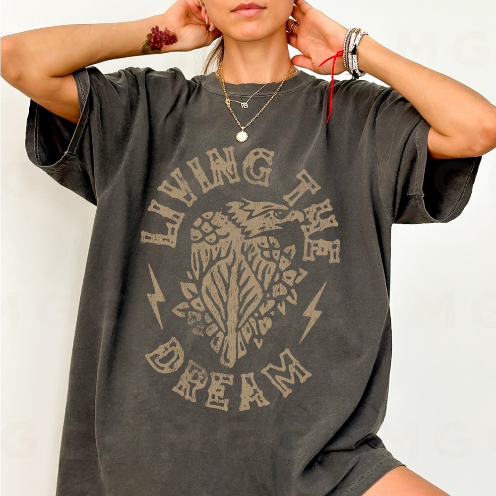 🚨 CLOSEOUT 🚨 Comfort Colors Living The Dream Eagle Distressed Graphic Tee Shirt